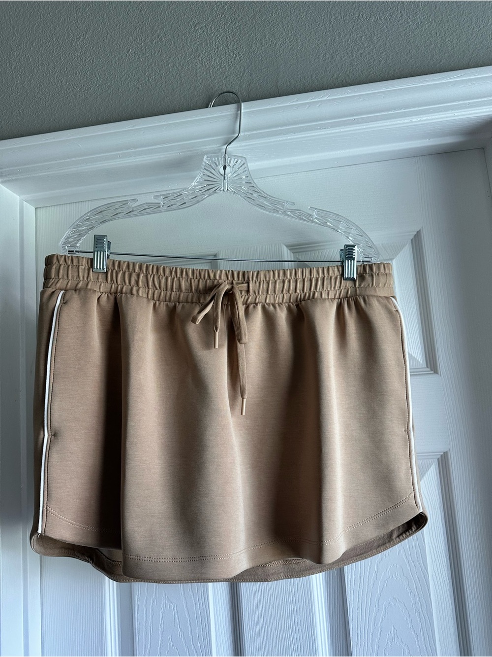 all in motion Beige Drawstring Athletic Skort